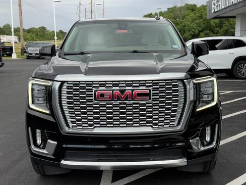Used 2022 GMC Yukon Denali AWD/4WD image 12