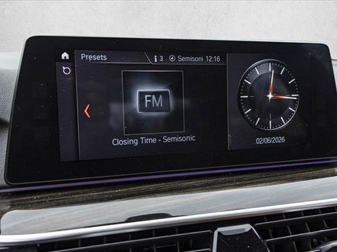 Used 2017 BMW 530i xDrive image 17