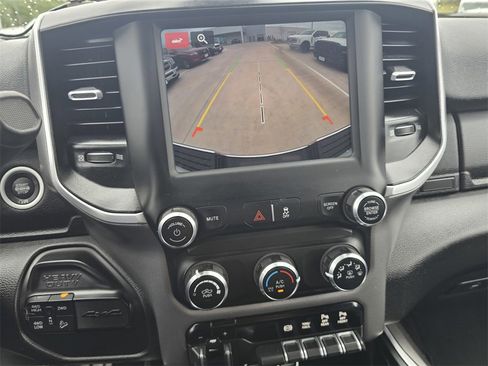 Used 2024 RAM 2500 Big Horn w/ Off Road Package image 24