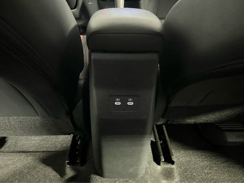 Used 2026 Nissan Kicks SR w/ SR Premium Package image 10