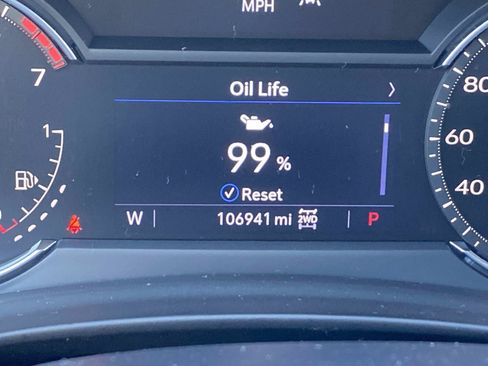Used 2023 Cadillac XT4 Sport AWD/4WD image 29