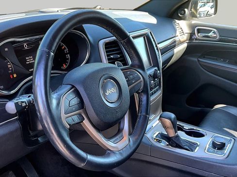 Used 2016 Jeep Grand Cherokee Limited 75th Anniversary AWD/4WD image 18