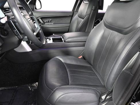 Used 2023 Land Rover Range Rover First Edition image 13