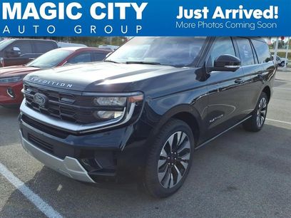Used 2025 Ford Expedition Platinum w/ Driver's Package