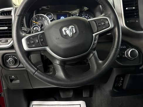 Used 2022 RAM 1500 Big Horn AWD/4WD image 12