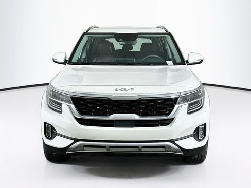 Used 2023 Kia Seltos SX AWD/4WD image 2