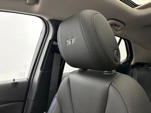 New 2026 Buick Encore GX Sport Touring w/ Advanced Technology Package FWD image 42