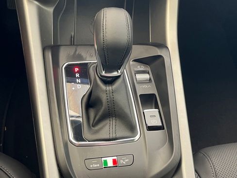 New 2024 Alfa Romeo Tonale Ti w/ Premium Interior Package image 21