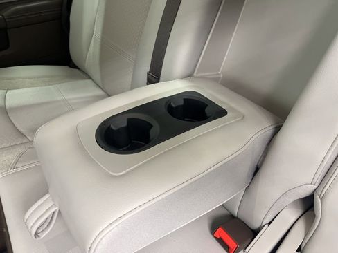 New 2026 RAM 2500 Laramie AWD/4WD image 25
