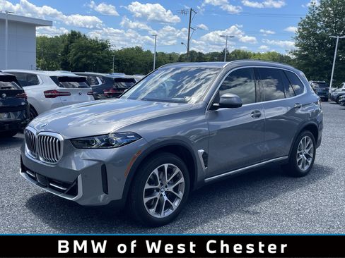 Certified 2026 BMW X5 xDrive40i AWD/4WD image 1