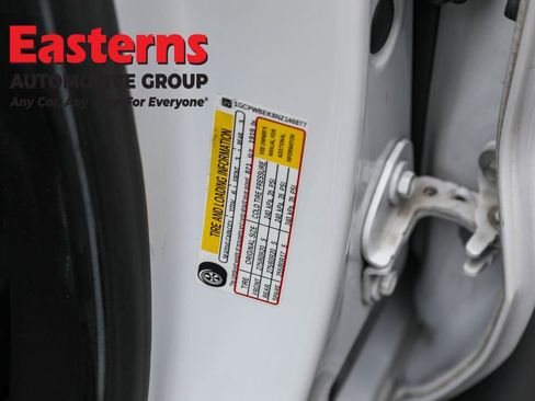 Used 2022 Chevrolet Silverado 1500 Custom image 32