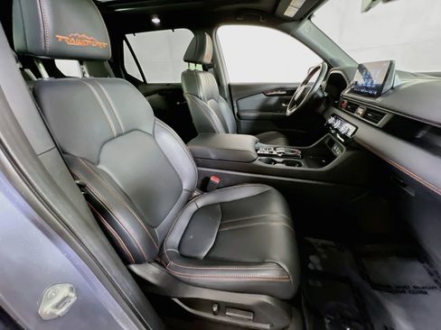Used 2023 Honda Pilot TrailSport image 29