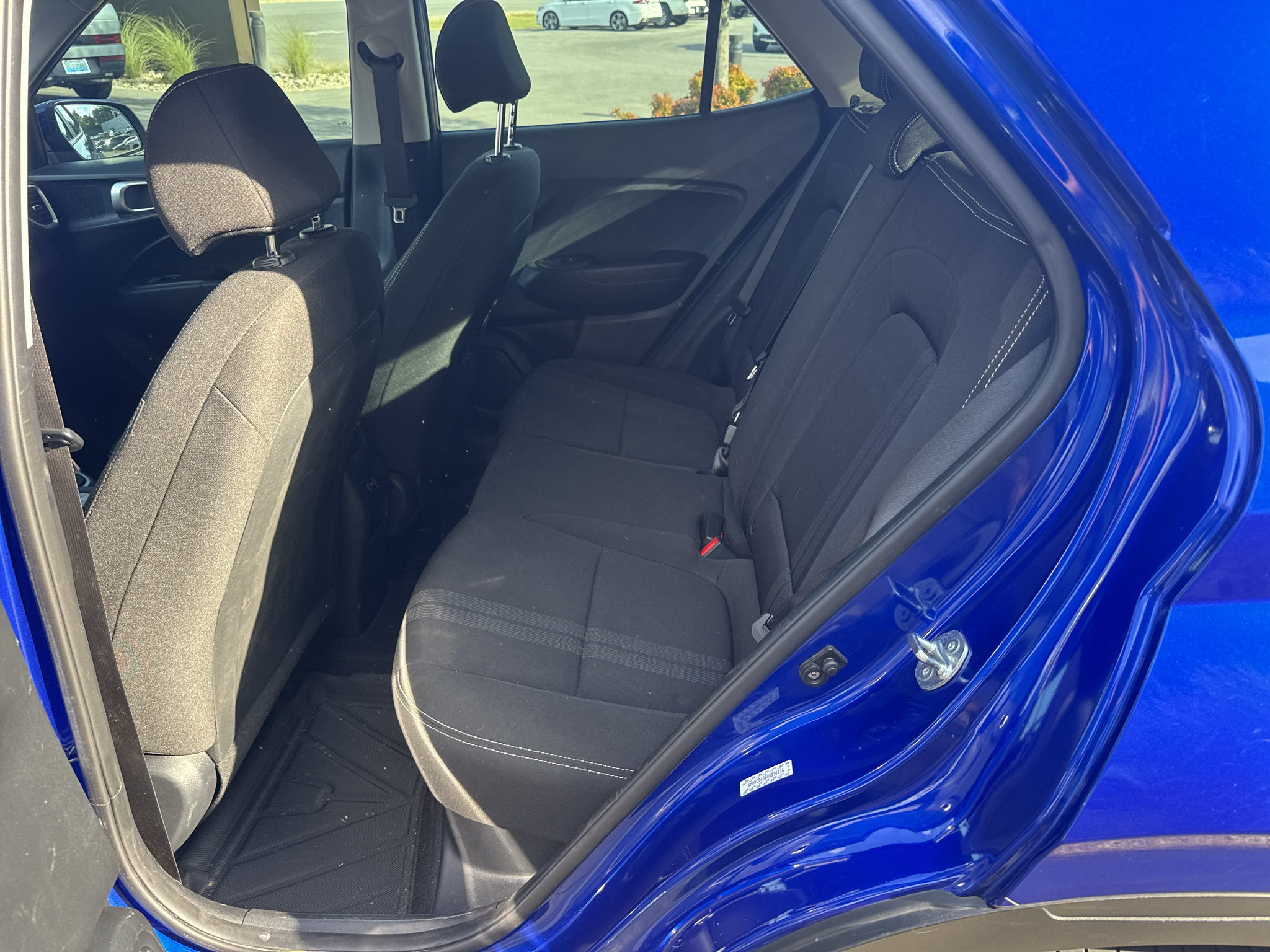Used 2024 Hyundai Venue SEL FWD image 9