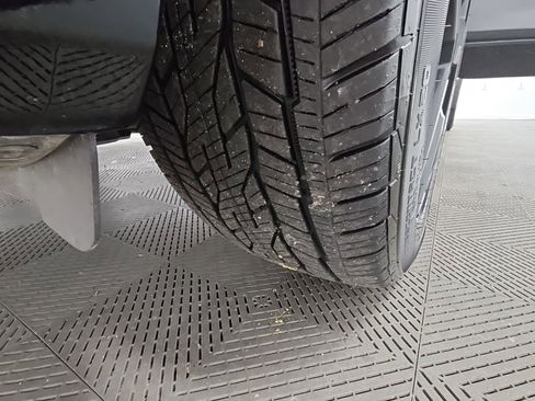 Certified 2024 Chevrolet Traverse RS w/ LPO, Floor Liner Package image 50