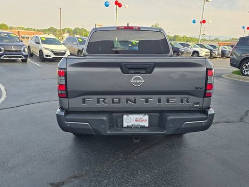 Certified 2023 Nissan Frontier SV w/ Midnight Edition Package RWD image 5
