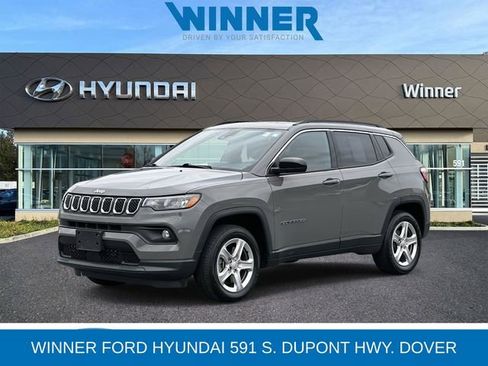 Used 2023 Jeep Compass Latitude w/ Sun and Sound Group image 1