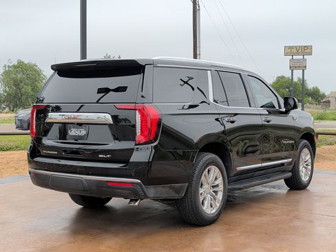 Used 2021 GMC Yukon SLT w/ SLT Luxury Plus Package RWD image 2