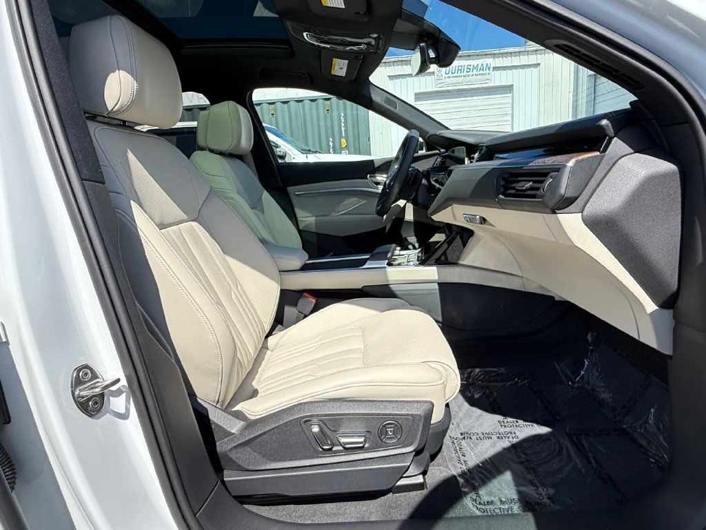 Used 2024 Audi Q8 e-tron Prestige w/ Prestige Package AWD/4WD image 26