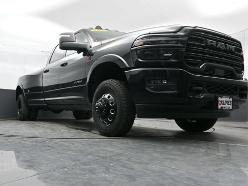 New 2026 RAM 3500 Limited AWD/4WD image 45