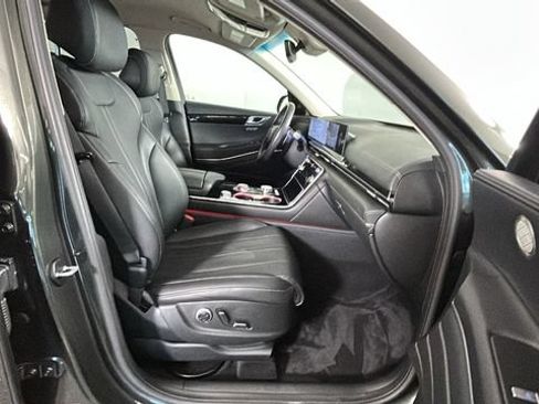 Used 2025 Genesis GV80 2.5T Standard AWD/4WD image 30