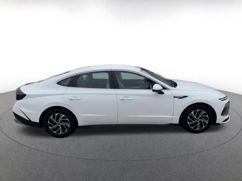 Used 2026 Hyundai Sonata Blue FWD image 15