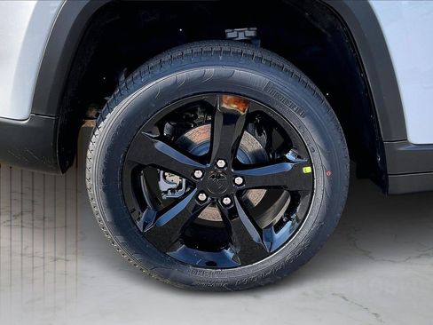 New 2026 Jeep Grand Cherokee Limited image 35