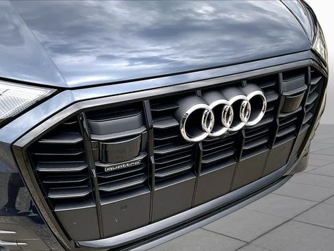 Used 2023 Audi Q7 3.0T Prestige w/ Prestige Package AWD/4WD image 30