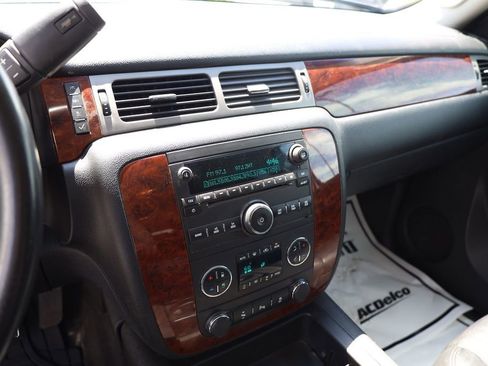 Used 2012 Chevrolet Tahoe LT AWD/4WD image 15