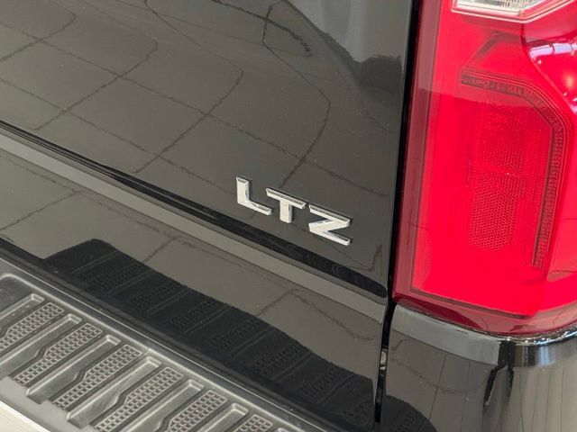 Used 2020 Chevrolet Silverado 1500 LTZ w/ LTZ Plus Package AWD/4WD image 49