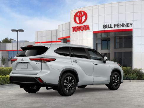 New 2026 Toyota Highlander XLE AWD/4WD image 10