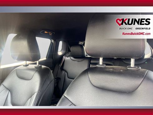 Used 2025 Jeep Compass Limited AWD/4WD image 14