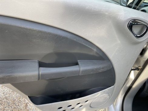 Used 2006 Chrysler PT Cruiser image 14