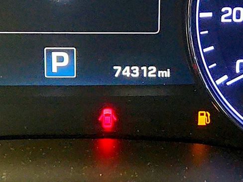 Used 2016 Hyundai Genesis 3.8 w/ Option Group 03 RWD image 16