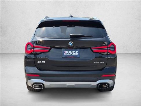 Used 2023 BMW X3 xDrive30i w/ Premium Package AWD/4WD image 8