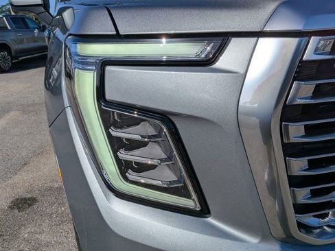 New 2026 GMC Yukon XL Denali w/ Sun & Power Step Package AWD/4WD image 9