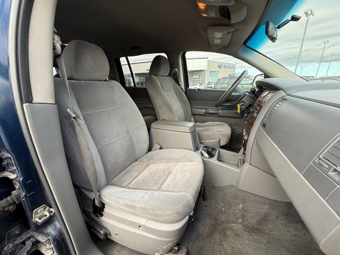 Used 2004 Dodge Durango SLT w/ Trailer Tow Group image 44