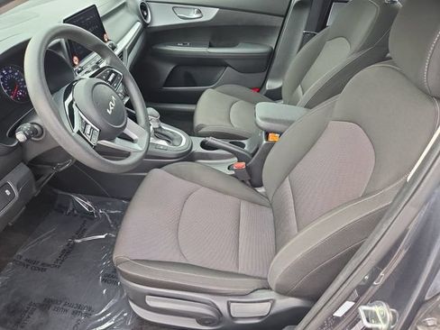 Used 2024 Kia Forte LXS FWD image 10