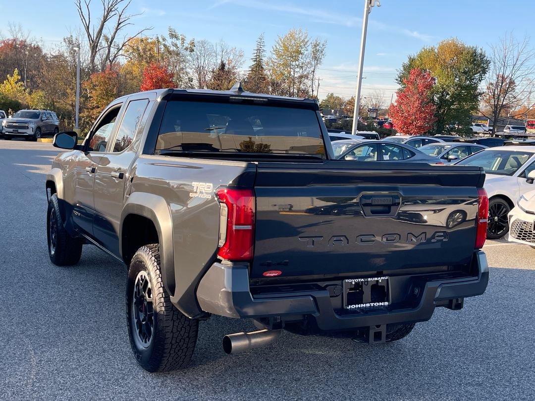 Certified 2026 Toyota Tacoma TRD Off-Road AWD/4WD image 14