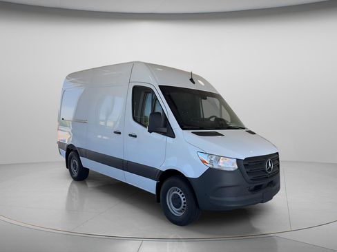 New 2026 Mercedes-Benz Sprinter 2500 image 4