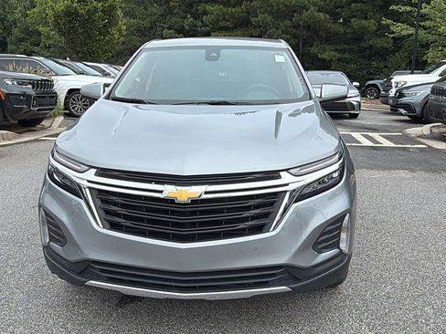 Used 2024 Chevrolet Equinox LT AWD/4WD image 3