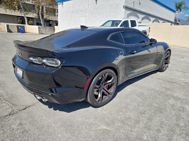 Used 2019 Chevrolet Camaro SS RWD image 3
