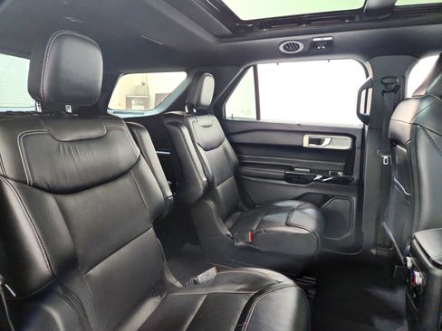 Used 2022 Ford Explorer ST w/ Equipment Group 401A image 21