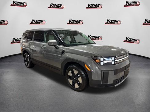 New 2026 Hyundai Santa Fe SE image 3