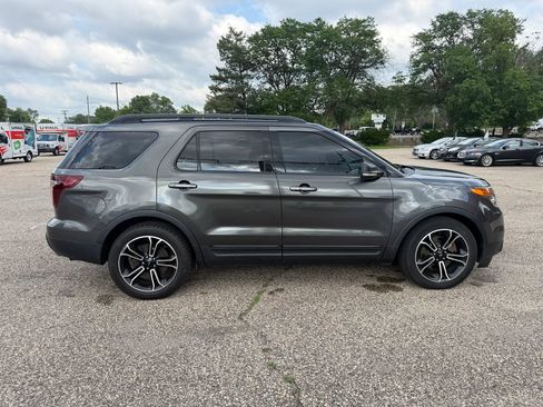 Used 2015 Ford Explorer Sport AWD/4WD image 7