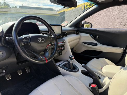 Used 2019 Hyundai Veloster Turbo Ultimate image 15