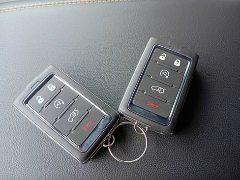 New 2026 Jeep Grand Cherokee L Limited AWD/4WD image 24
