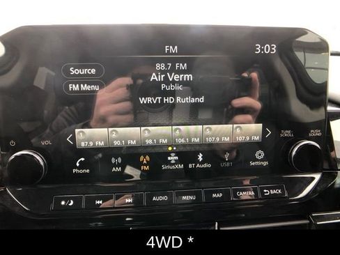 Certified 2025 Nissan Pathfinder SL image 19