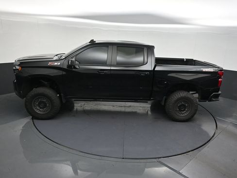 Used 2019 Chevrolet Silverado 1500 LT Trail Boss AWD/4WD image 16