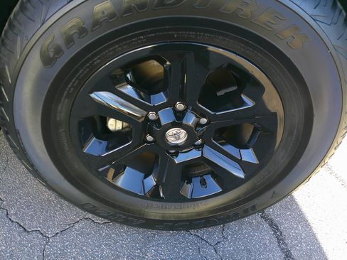 Used 2023 Toyota 4Runner SR5 Premium image 12