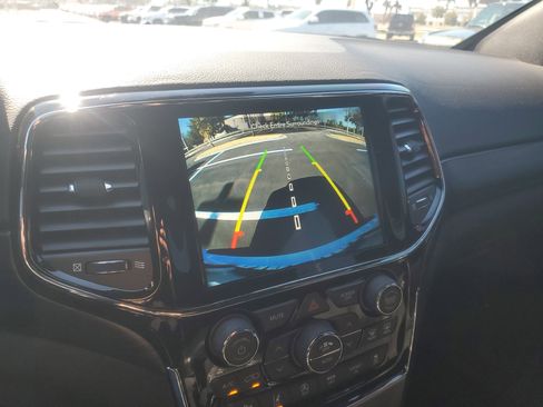 Used 2020 Jeep Grand Cherokee Altitude image 19